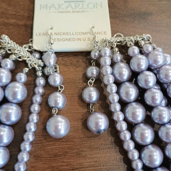 Elegant Silver Pearl Necklace Set - Picture 3 of 3